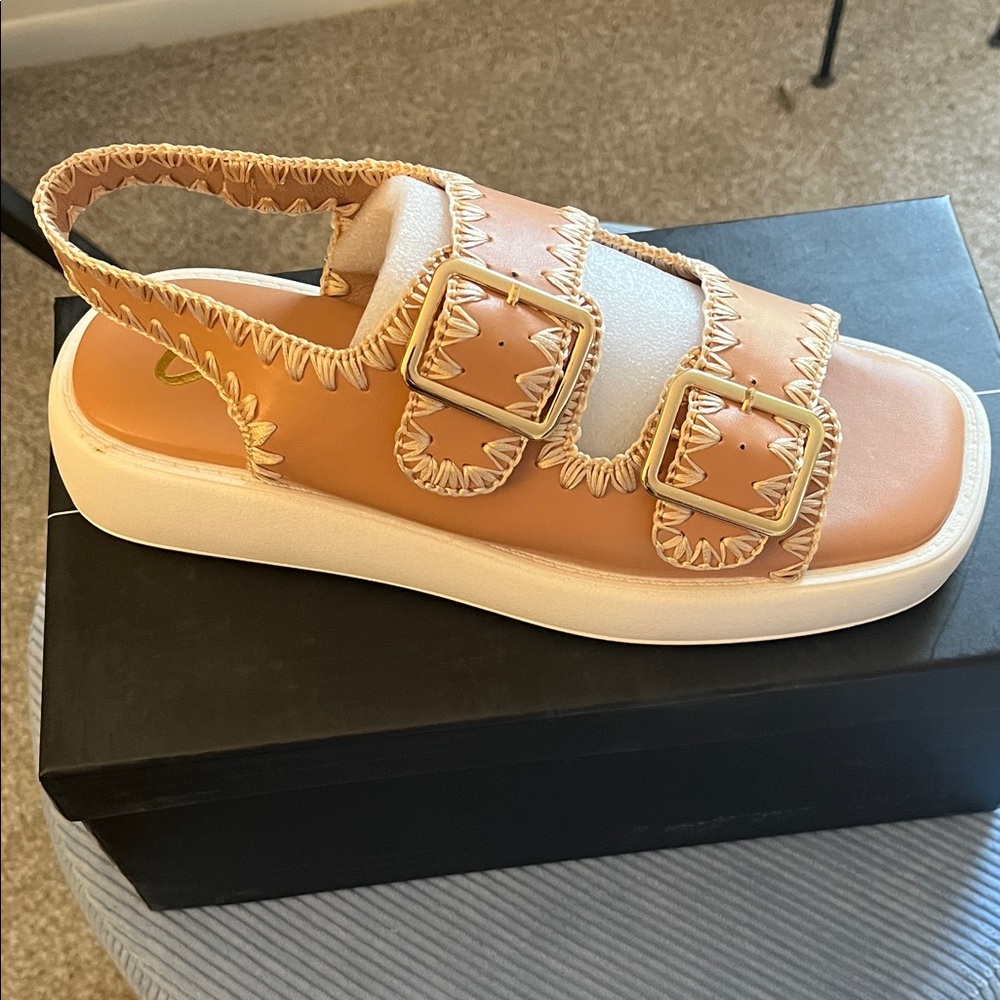 CAPE ROBBIN Tan Sandals with Double Buckle